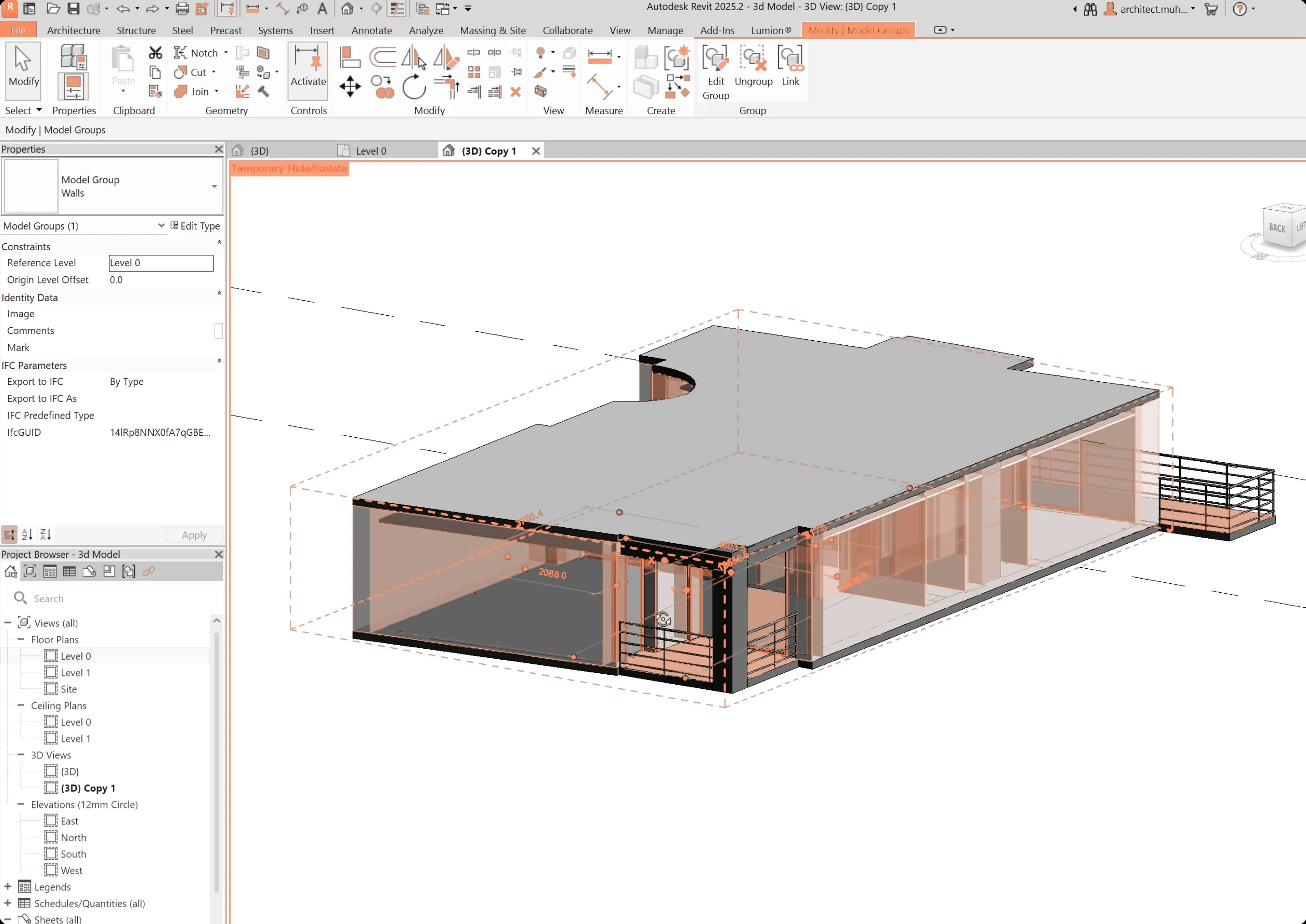 Maquette 3D d'un bâtiment ouverte dans Revit